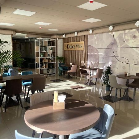 Apart-Hotel 24/7 Kamianets-Podilskyi Εξωτερικό φωτογραφία