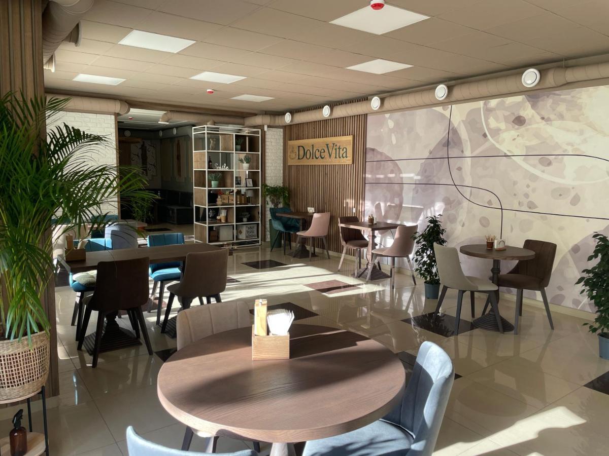 Apart-Hotel 24/7 Kamianets-Podilskyi Εξωτερικό φωτογραφία